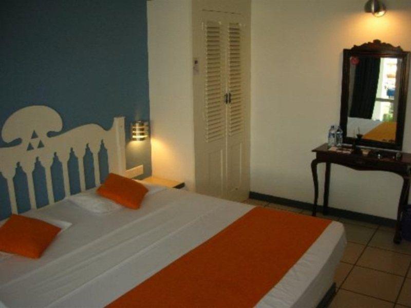 Hotel Sunset Beach Negombo Kültér fotó