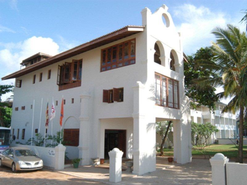 Hotel Sunset Beach Negombo Kültér fotó
